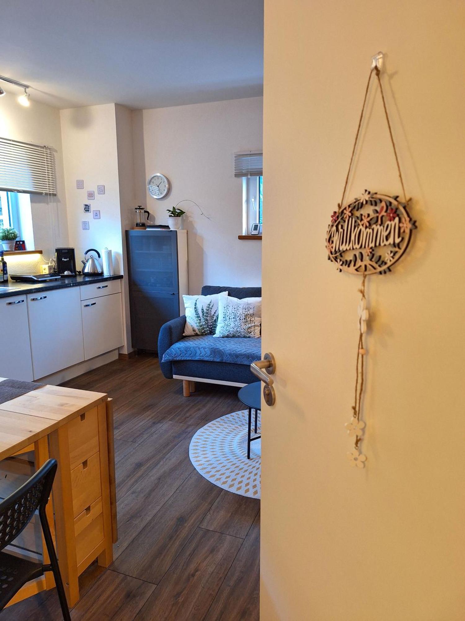 Ideal Fuer Kurze Aufenthalte - Gemuetliches 1-Zimmer-Apartment Adelsdorf Dış mekan fotoğraf