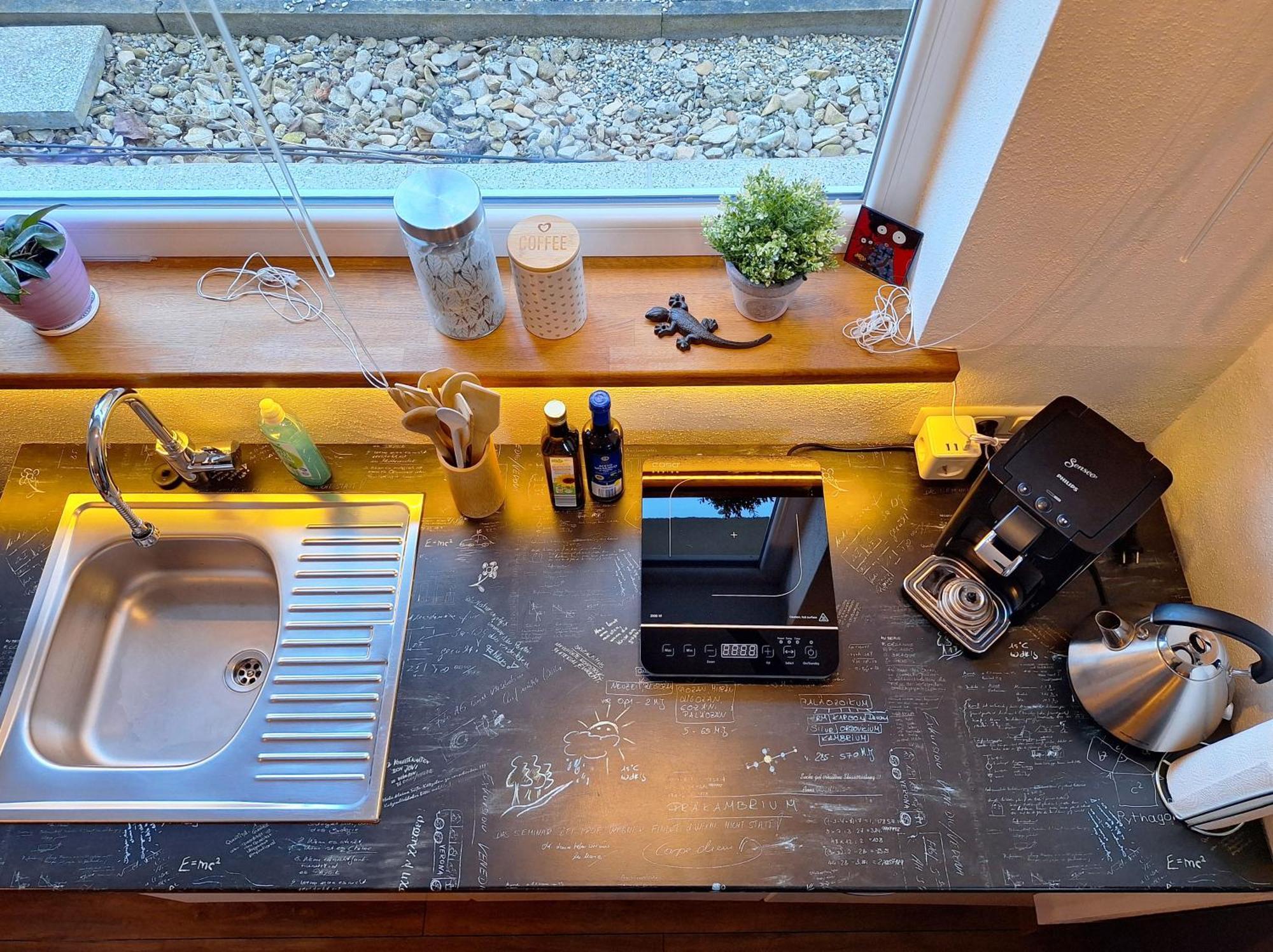 Ideal Fuer Kurze Aufenthalte - Gemuetliches 1-Zimmer-Apartment Adelsdorf Dış mekan fotoğraf